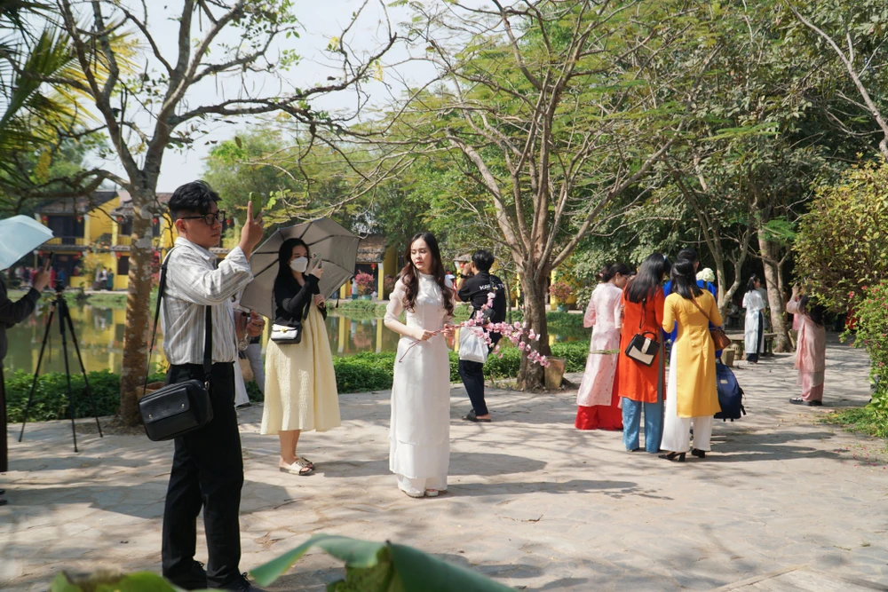 14- Bao-tang-Ao-dai.JPG