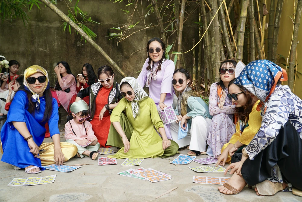 7 - Bao-tang-Ao-dai.jpg