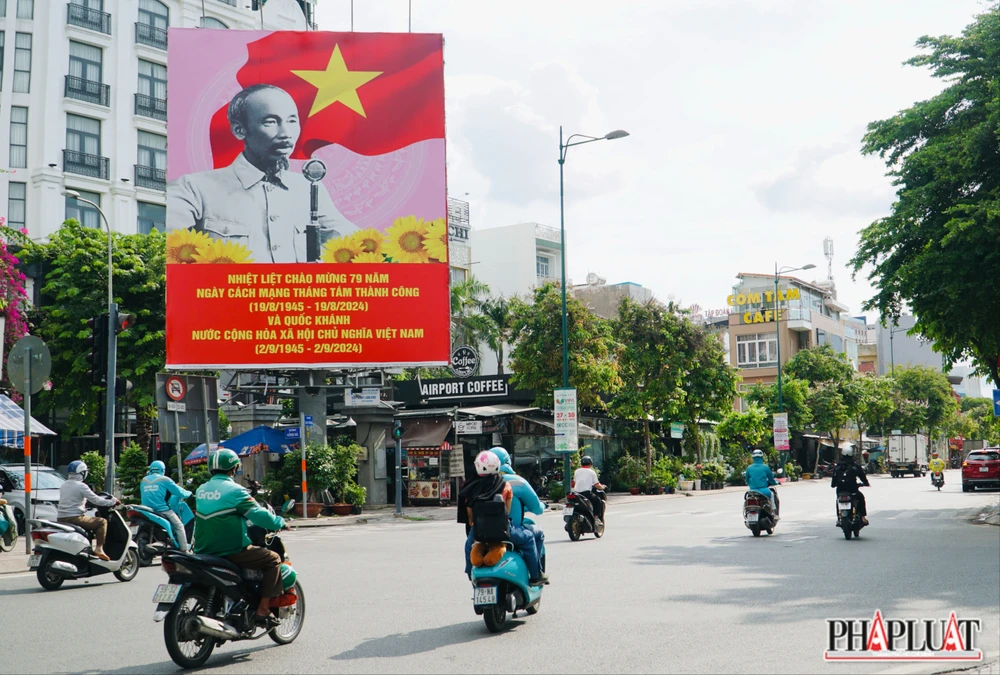 Ảnh 3 -Quoc-khanh-2:9 .jpg