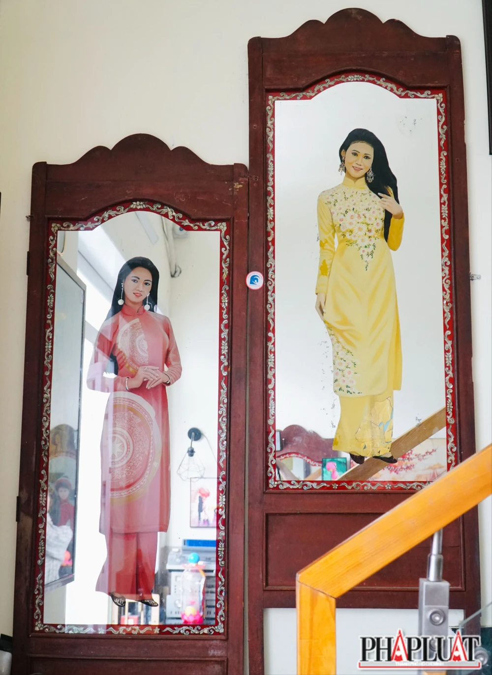 22 - chan-dung-trong-chai .jpg