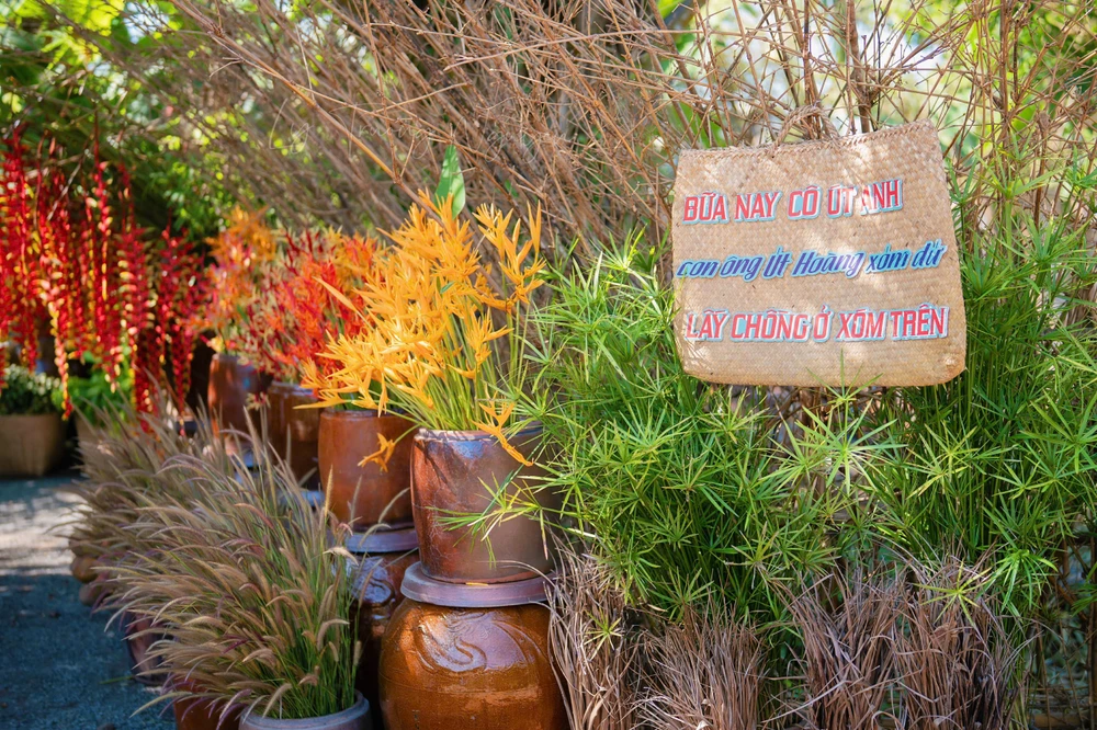 18 -chiec-cong-cuoi .jpg