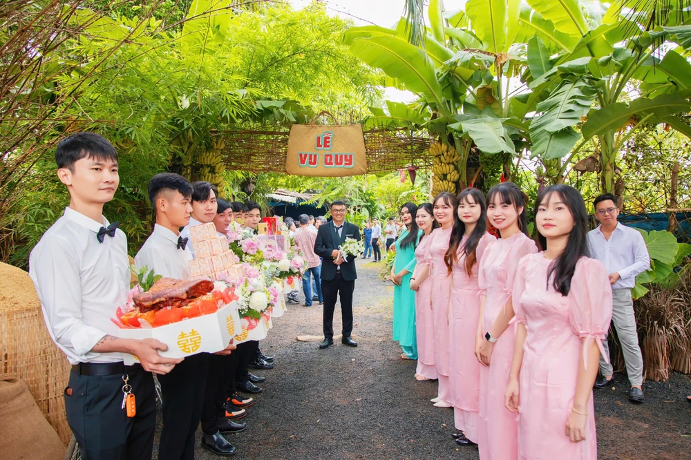 8-chiec-cong-cuoi .jpg