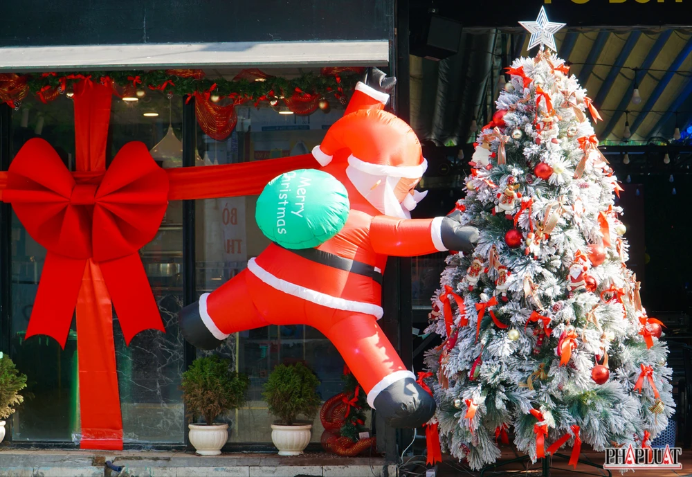 6 -mo-hinh-ong-gia-noel.jpg