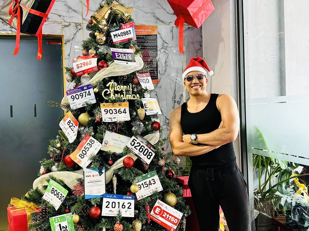 8 -cay-thong-noel.jpg