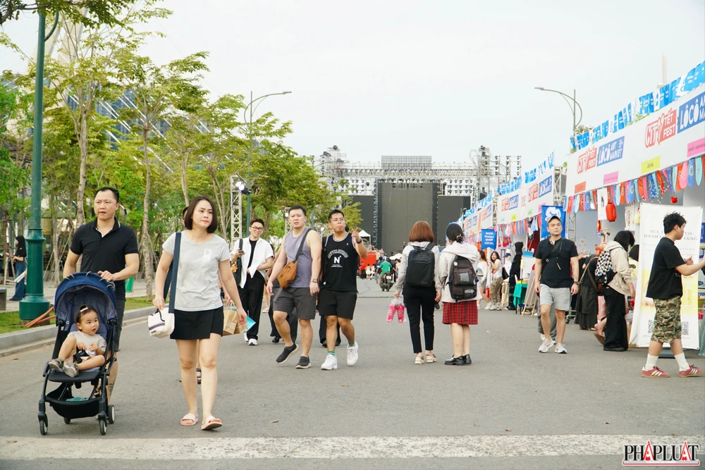 9 cong-vien-bo-song-sai-gon .jpg