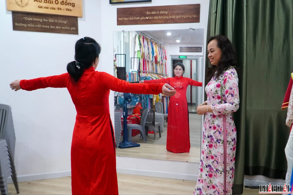 21 -ao-dai-0-dong.jpg