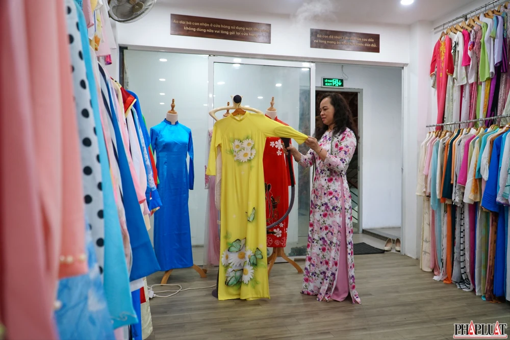 5.1 -ao-dai-0-dong.jpg