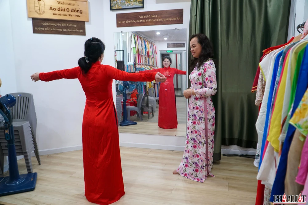 6 -ao-dai-0-dong .jpg