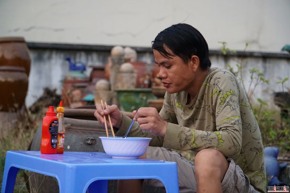 2.2 -tiem-mi-goi.jpg