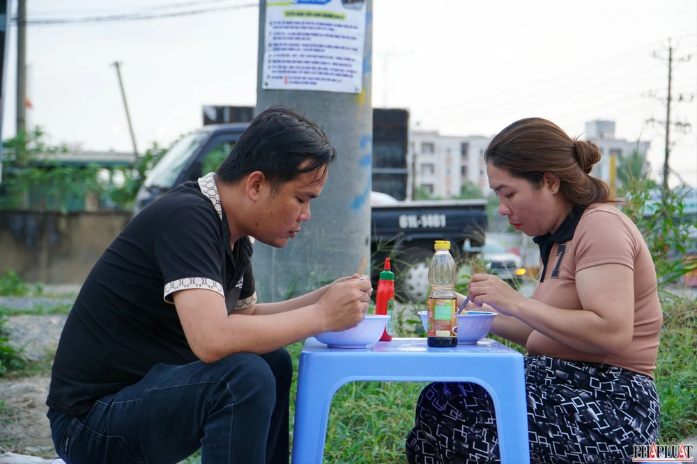 2.3 -tiem-mi-goi.jpg