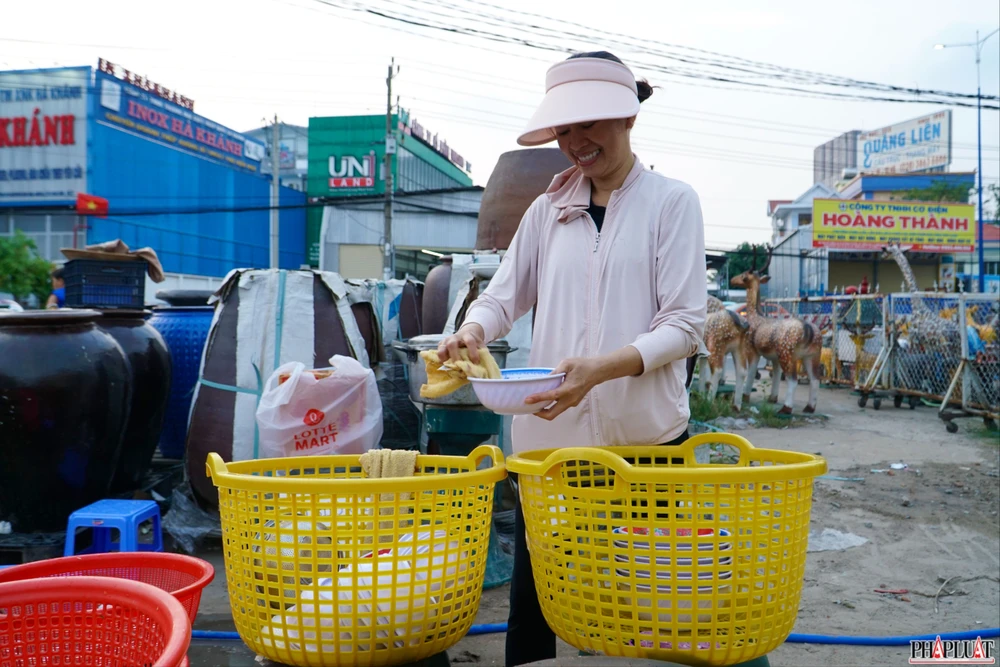 8.1 -tiem-mi-goi.jpg