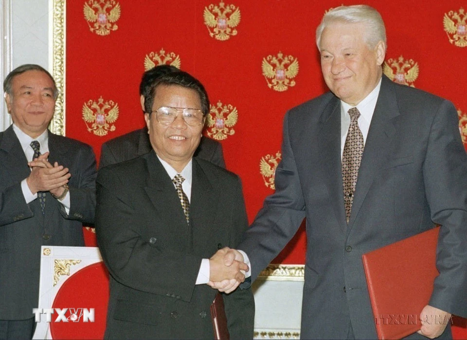 tran duc luong 6.jpg