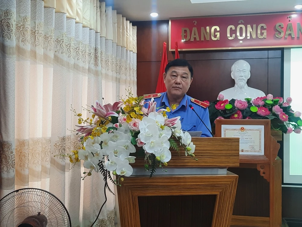 Ông Huỳnh Văn Ri - Phó Viện trưởng VKSND Cấp cao tại TP.HCM tại hội nghị. Ảnh: MC Ông Huỳnh Văn Ri - Phó Viện trưởng VKSND Cấp cao tại TP.HCM tại hội nghị. Ảnh: MC