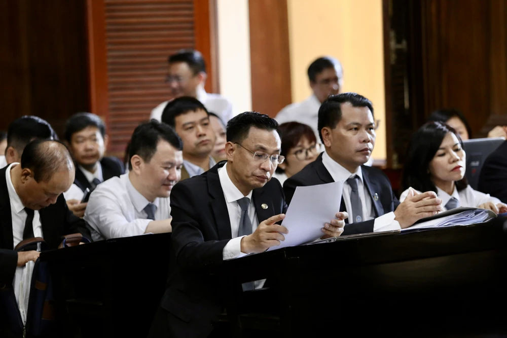 Các luật sư tham gia bào chữa cho các bị cáo