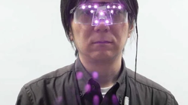 AVG đang phát triển kính tàng hình ảnh 2