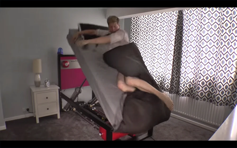 Dẹp bỏ nỗi lo dậy trễ với chiếc giường thông minh ảnh 2