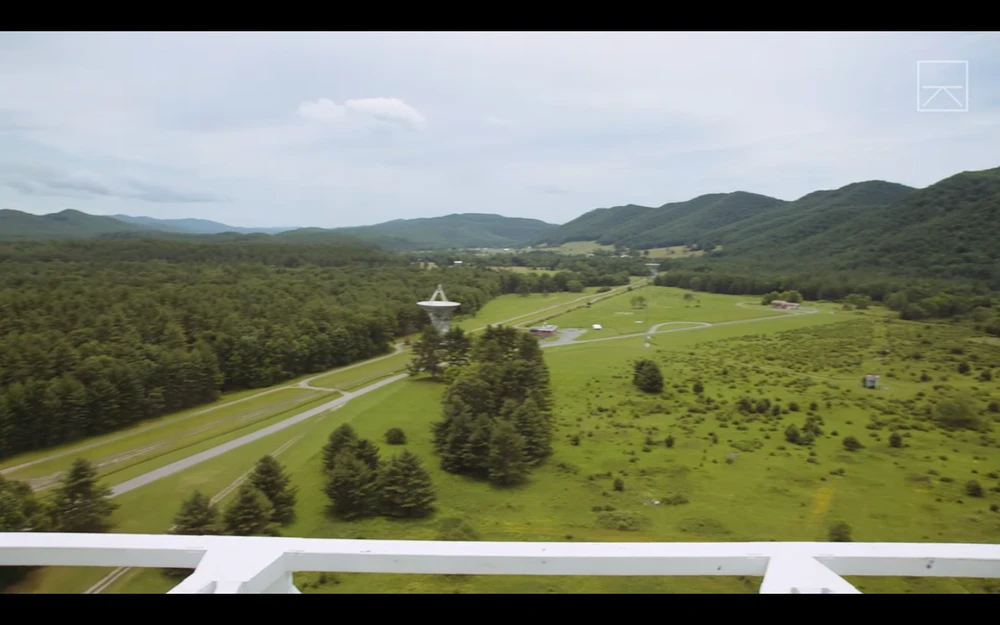 Thị trấn không sử dụng smartphone và Wi-Fi ảnh 2