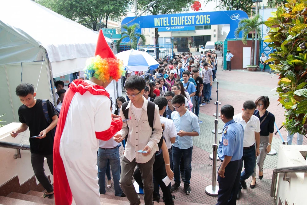 Ngày hội Intel Edufest 2015 chính thức được khai mạc ảnh 1