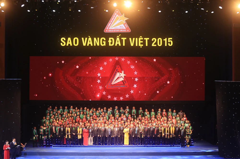 Digiworld được vinh danh tại Giải thưởng Sao Vàng Đất Việt 2015 ảnh 1