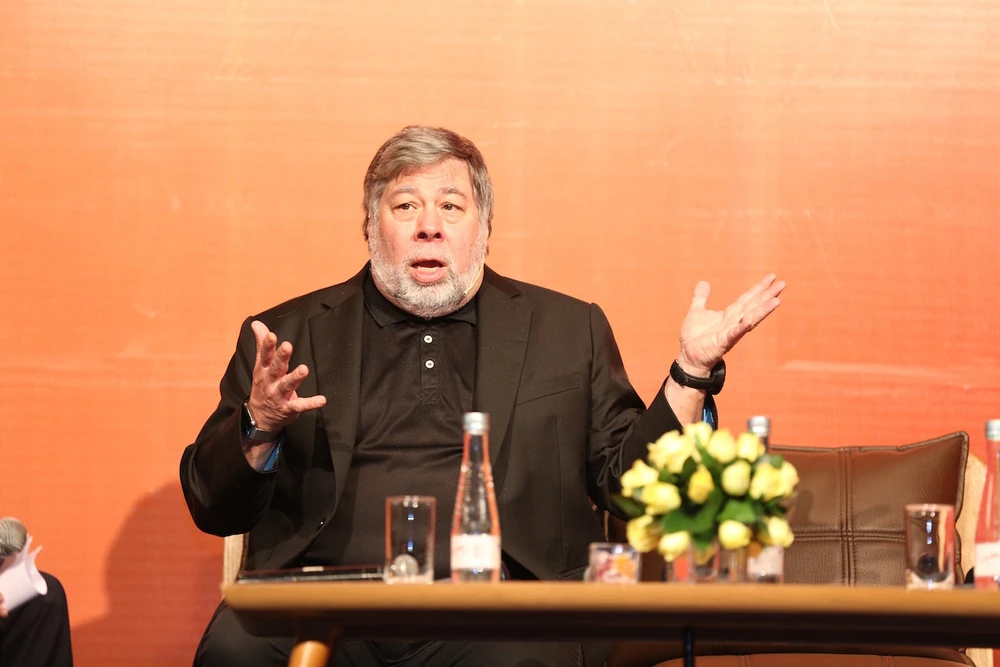 Đồng sáng lập Apple chia sẻ nhiều kinh nghiệm cho khởi nghiệp ảnh 2