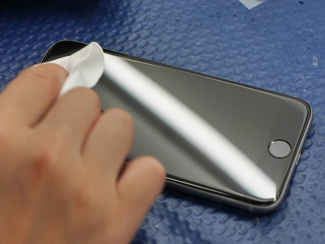 Sửa lỗi cảm ứng bị hư trên iPhone ảnh 1