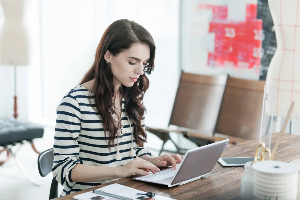 Asus trình làng chiếc ZenPad 10 có RAM 2GB ảnh 1