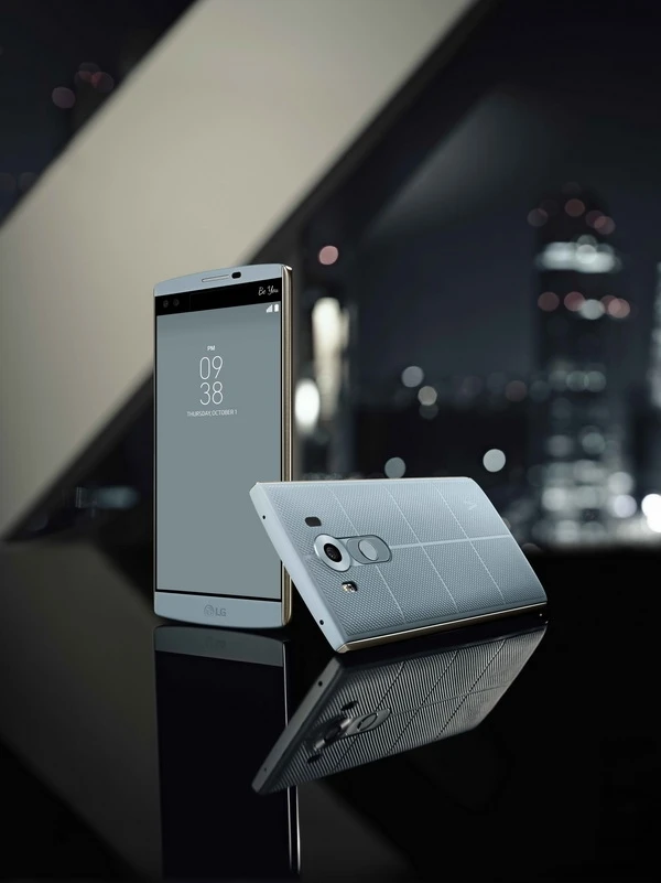 LG ra mắt chiếc smartphone V10 hai màn hình độc đáo ảnh 2