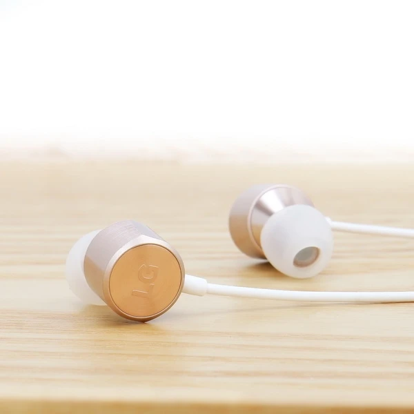 LG ra mắt chiếc smartphone V10 hai màn hình độc đáo ảnh 3