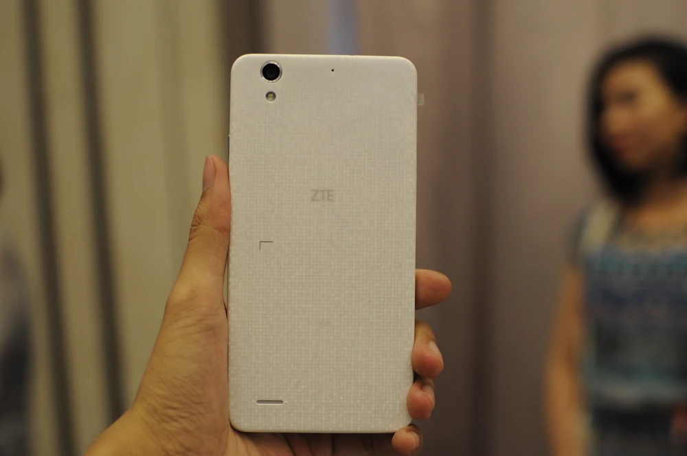 ZTE ra mắt hàng loạt smartphone đỉnh cho năm 2016 ảnh 7