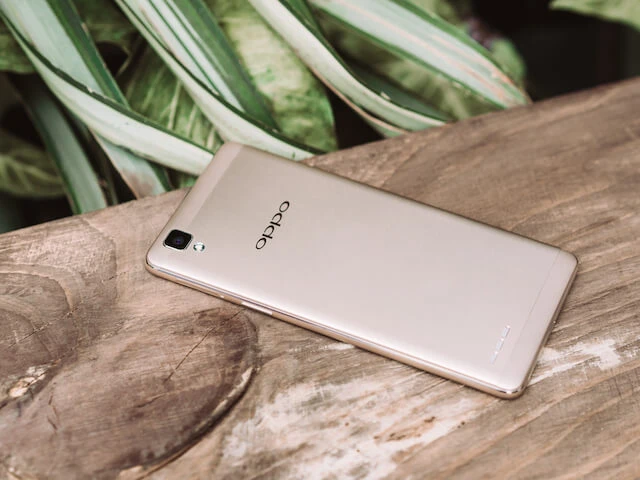 'Chuyên gia tự sướng' OPPO F1 được bán ra đầu tiên tại VN ảnh 3