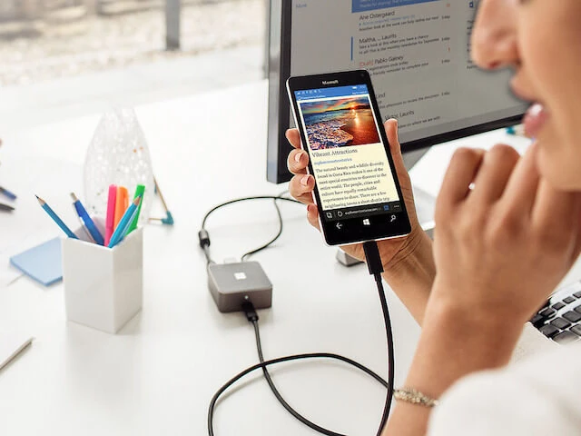 Nhận ngay quà tặng khi trải nghiệm Lumia 950 & 950 XL ảnh 1