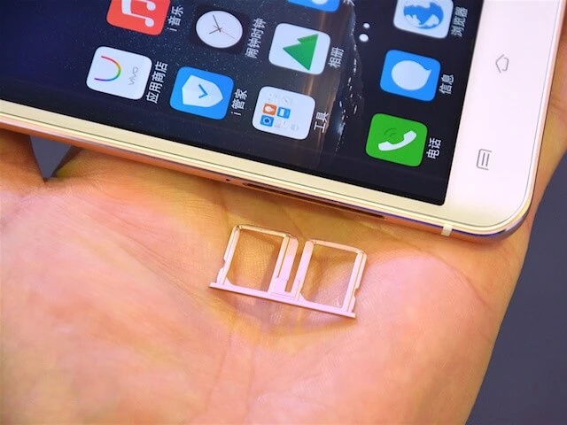 vivo-xplay5-ho-tro-2-sim