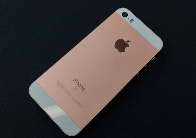 Nhiều người dùng Android bị iPhone SE “hớp hồn” ảnh 1 iphone-se