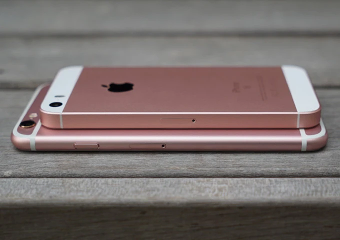 Đập hộp và trên tay nhanh iPhone SE ảnh 5