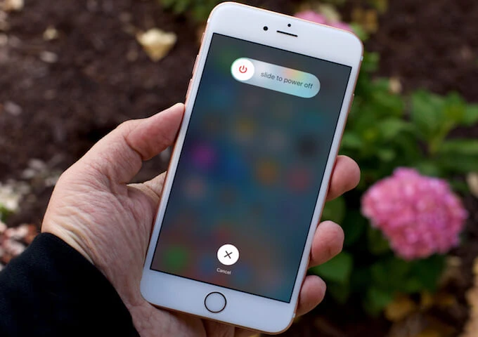 Cách tăng tốc iPhone trong vài giây ảnh 2