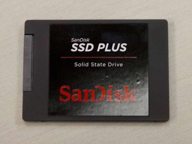 Tăng tốc máy tính bằng ổ SSD