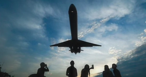 Tin tặc có thể kiểm soát máy bay dễ dàng ảnh 1