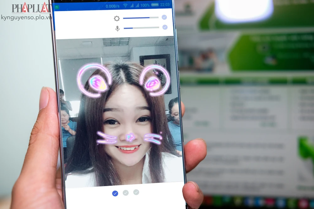 Độc chiêu mở khóa ứng dụng bằng khuôn mặt và giọng nói