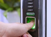 Khóa cửa vân tay có thực sự an toàn?