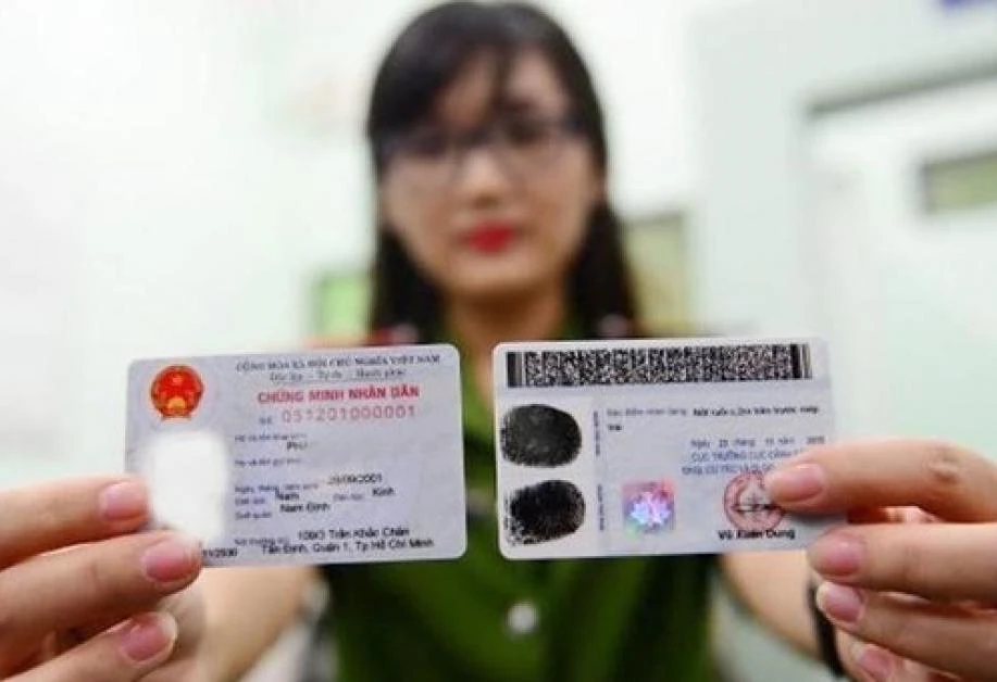 lam-can-cuoc-cong-dan-qua-mang