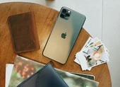 iPhone 11 Pro Max giá chỉ còn 17,9 triệu đồng