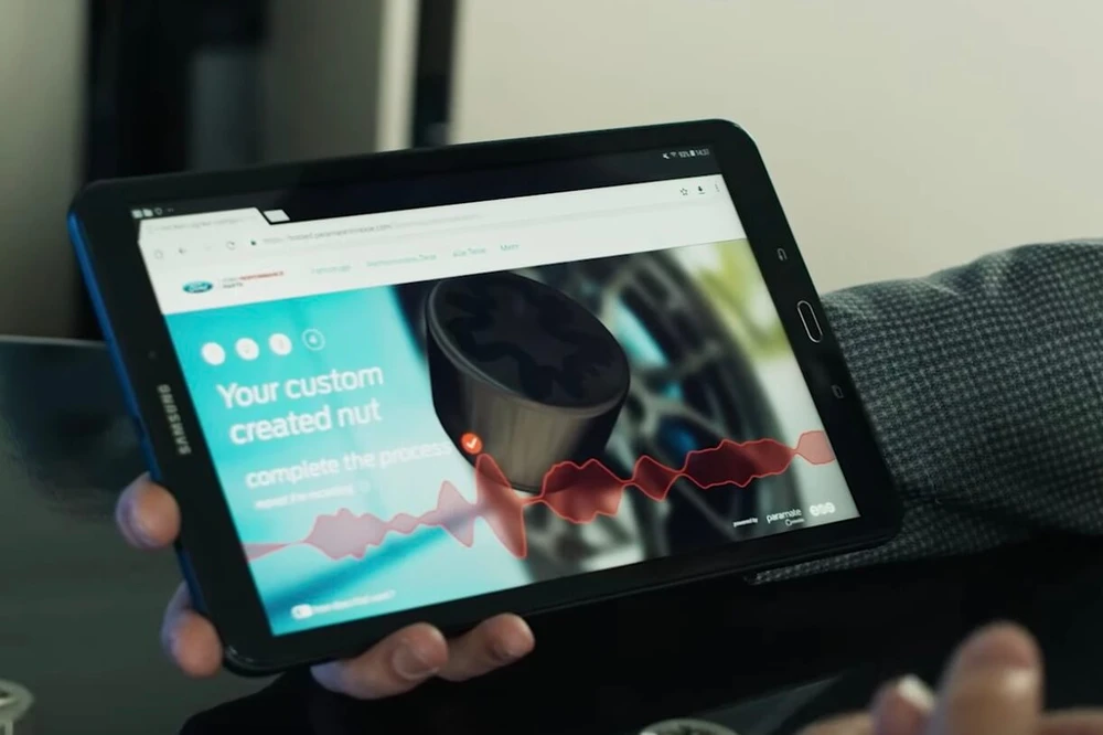 tao-dai-oc-khoa-banh-xe-bang-giong-noi