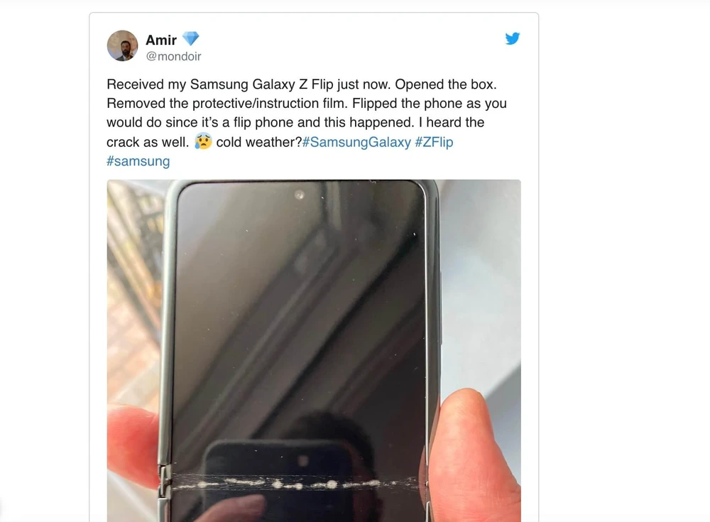 galaxy-z-flip-nut-man-hinh