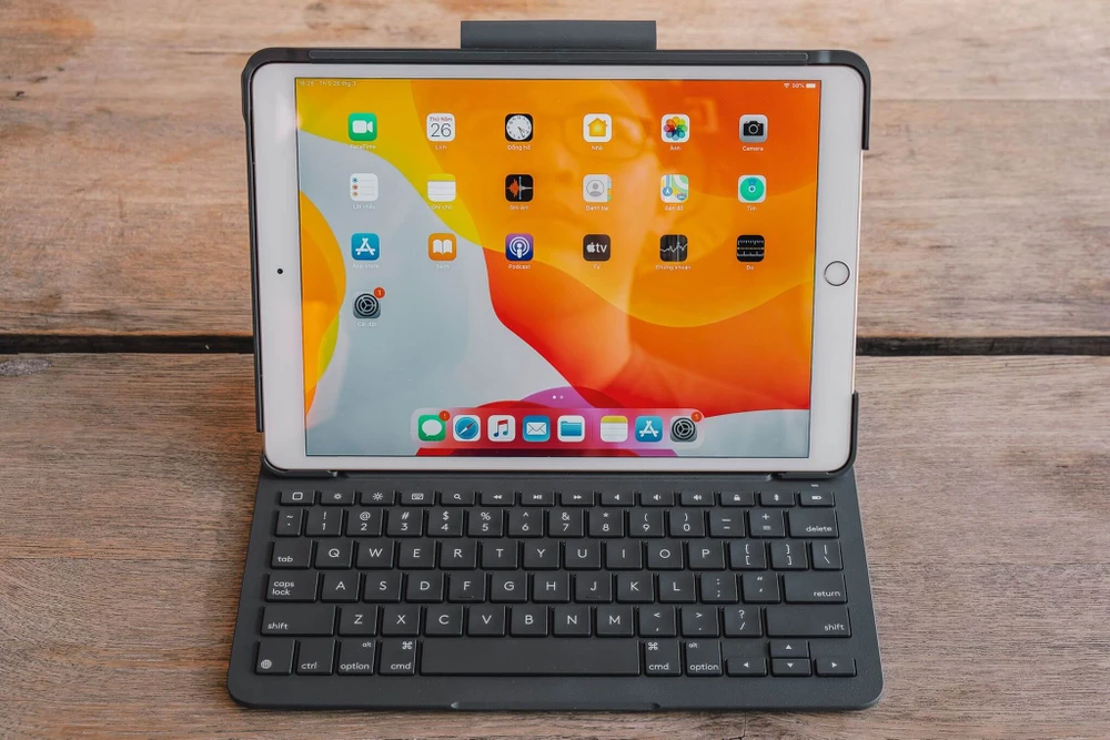 logitech-slim-folio