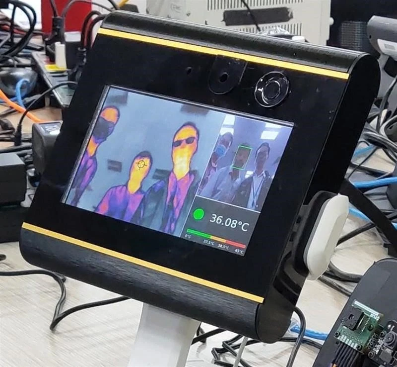 may-do-than-nhiet-vingroup