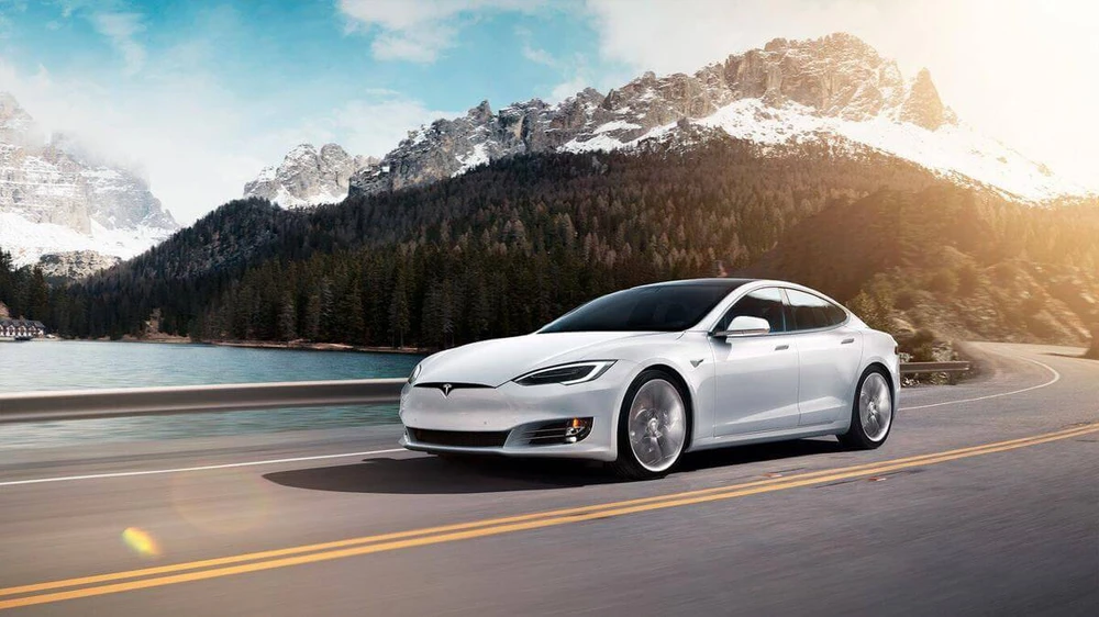 tesla-model-s-long-range-plus
