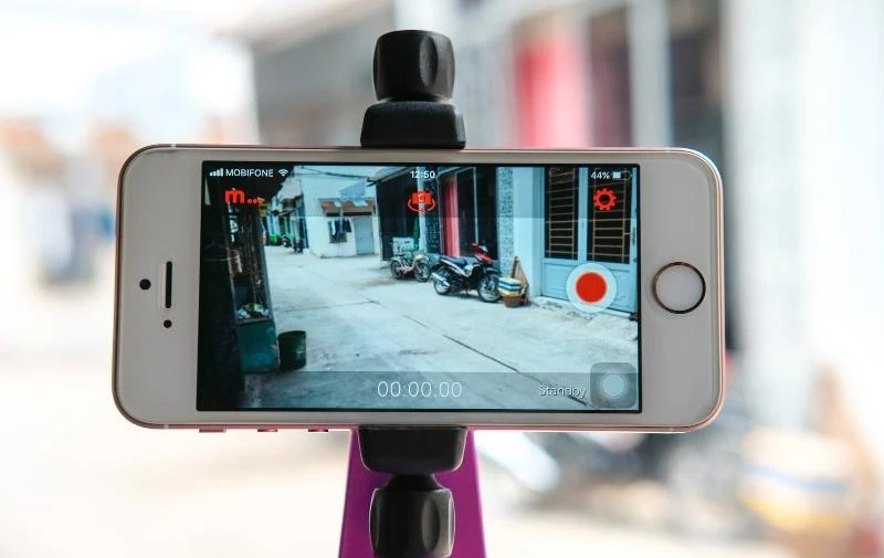 bien-dien-thoai-cu-thanh-camera-quan-sat