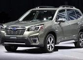 Subaru Forester giảm giá đến 159 triệu đồng, bạn có chọn?