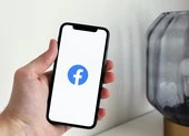 Apple đe dọa gỡ bỏ Facebook khỏi kho ứng dụng?
