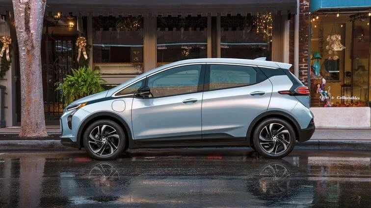 Chevrolet-Bolt-2021